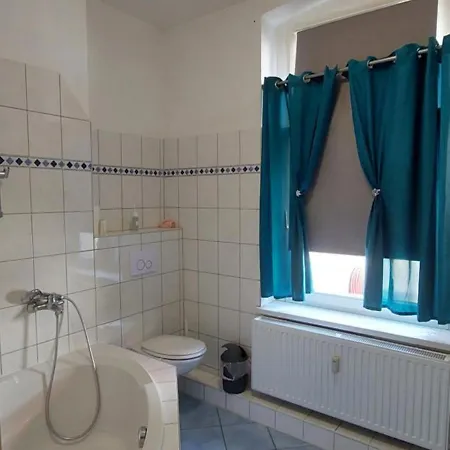 Am Bahnhof Apartment Bernburg