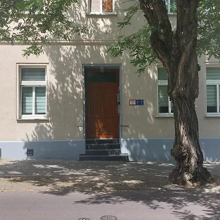 Apartment Am Bahnhof *