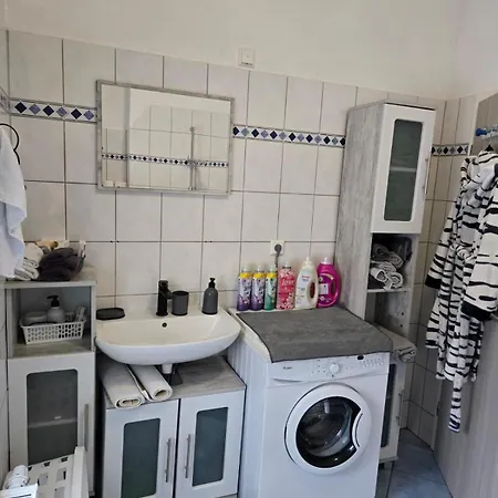 Am Bahnhof Apartment Bernburg