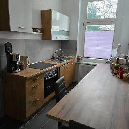 Am Bahnhof Appartement Bernburg