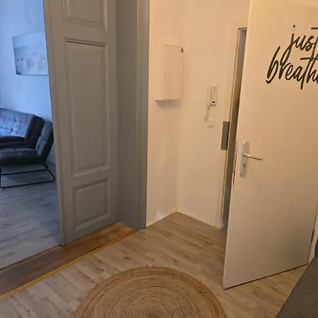 Apartment Am Bahnhof *