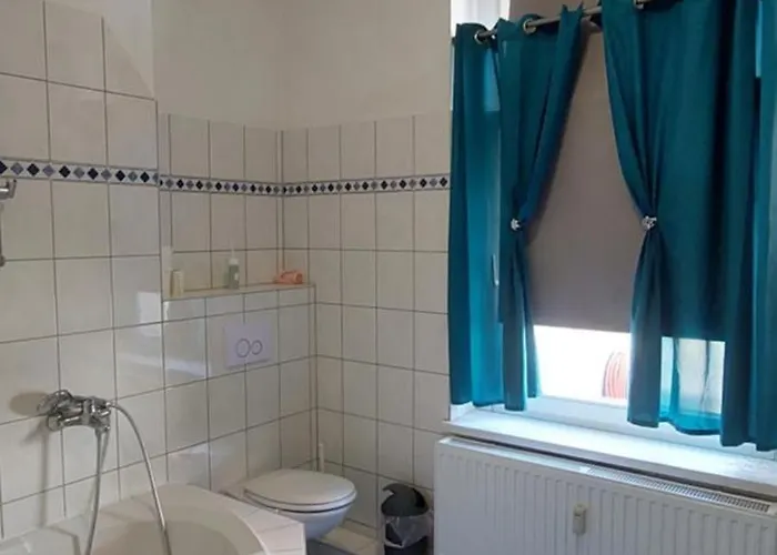 Am Bahnhof Apartamento Bernburg