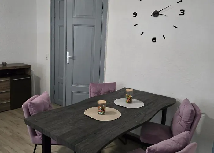 Am Bahnhof Apartamento *